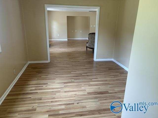 Location-Location 3/4 bedroom home, 5 baths (2-full, 1-3/4 - photo 12