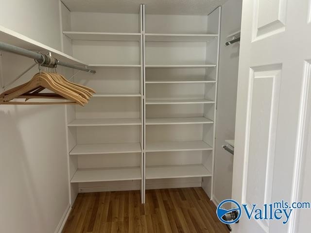 Location-Location 3/4 bedroom home, 5 baths (2-full, 1-3/4 - photo 15
