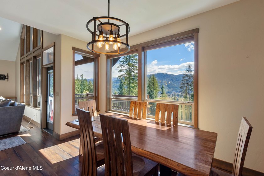 Perched above The Idaho Club, this exceptional luxury home - photo 11