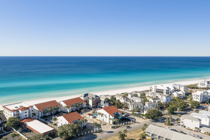 Welcome to The Palms at Seagrove, ideally situated in the heart - photo 23