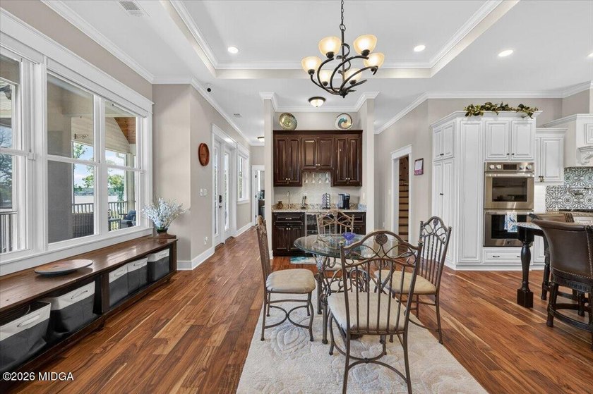 Tucked away in a private cove and set on an expansive 3 acre lot - photo 14