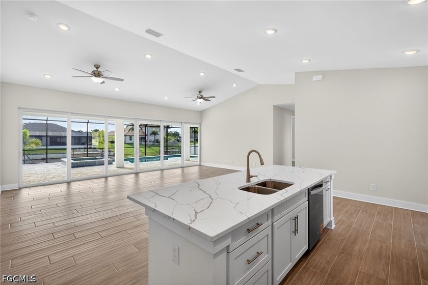 MOVE IN READY NOW NEW CONSTRUCTION! 24-FOOT SLIDING GLASS DOOR - photo 22