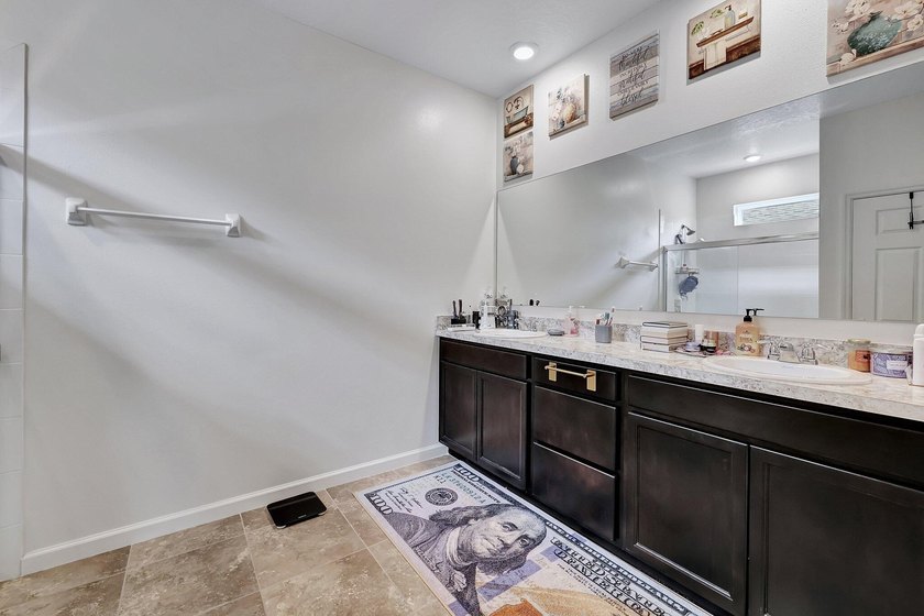 ANOTHER PRICE IMPROVEMENT!! SELLER WANTS OFFERS!! DON'T MISS - photo 22