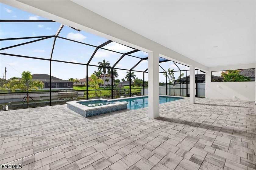 MOVE IN READY NOW NEW CONSTRUCTION! 24-FOOT SLIDING GLASS DOOR - photo 34