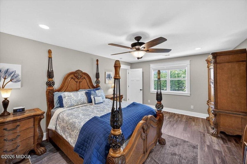 Tucked away in a private cove and set on an expansive 3 acre lot - photo 37