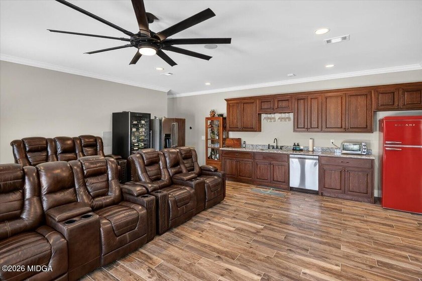 Tucked away in a private cove and set on an expansive 3 acre lot - photo 43