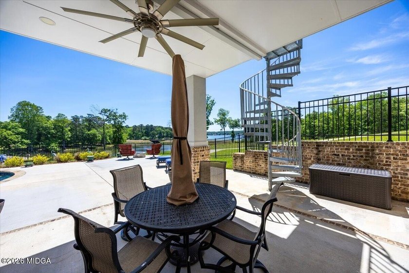 Tucked away in a private cove and set on an expansive 3 acre lot - photo 48