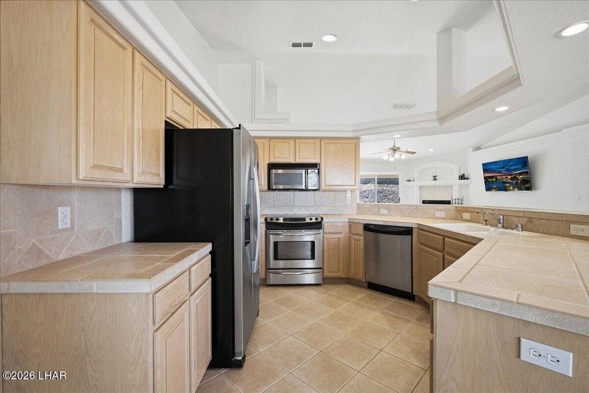 2004 built original-owner 3-bedroom, 2-bath home featuring a - photo 6