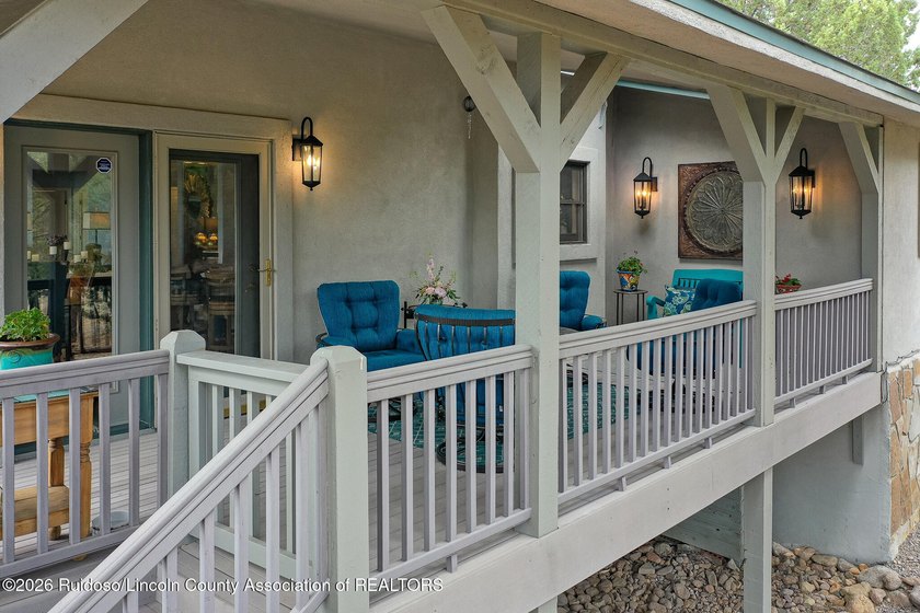 Beautifully remodeled mountain retreat located on a quiet - photo 26