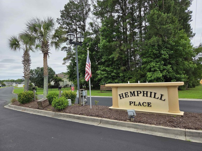 Every inch of this 1255 heated square foot 3 bedroom, 2 bathroom - photo 32