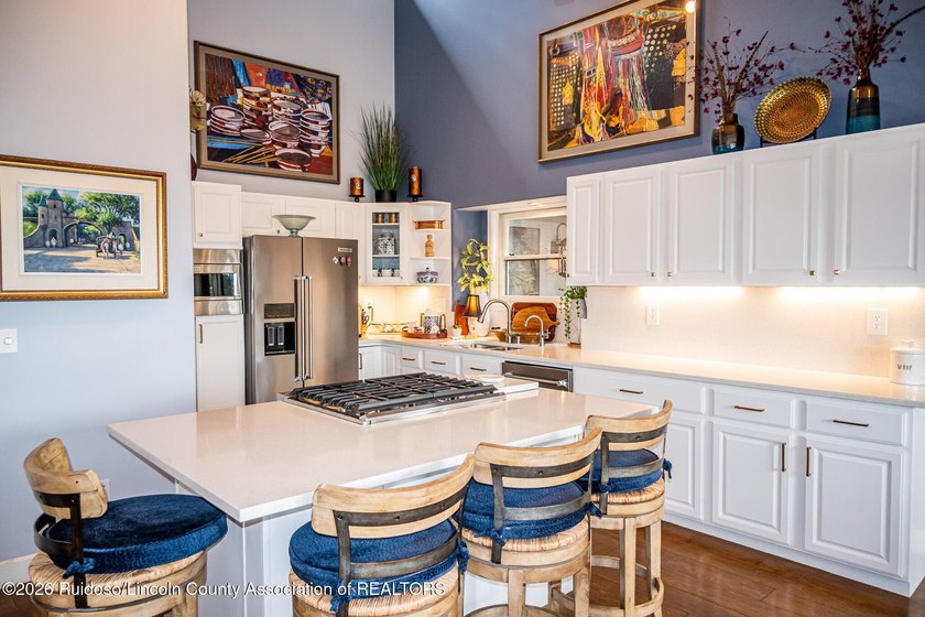 Beautifully remodeled mountain retreat located on a quiet - photo 38