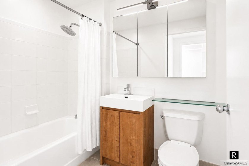 Renovated High-Floor One-Bedroom at The Langston. Welcome to - photo 12