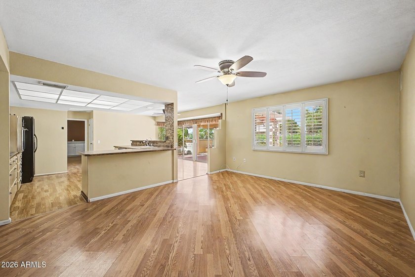 Single-level Del Webb home in Sun City, a 55+ active adult - photo 14