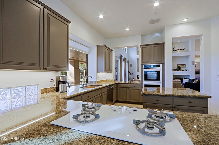 This lovely home has 2 bedrooms with den/study and optional - photo 20
