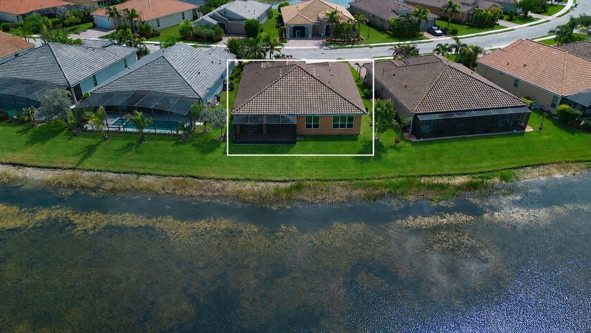 Discover the highly desirable Perdido Key model in Vitalia at - photo 4
