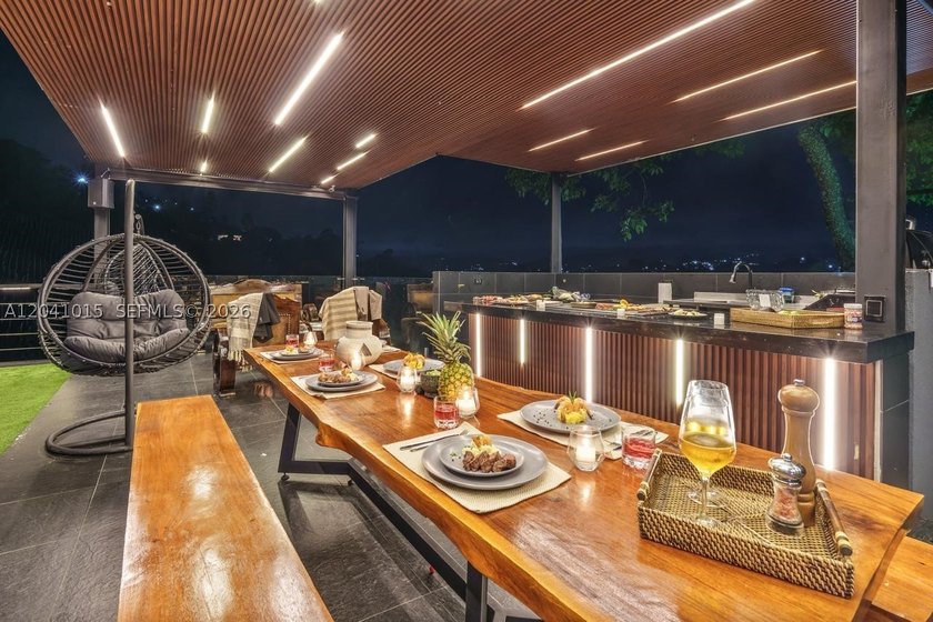 SELARA LAGO OASIS, Luxury Lakefront Estate/Guatape/El Penol - photo 3