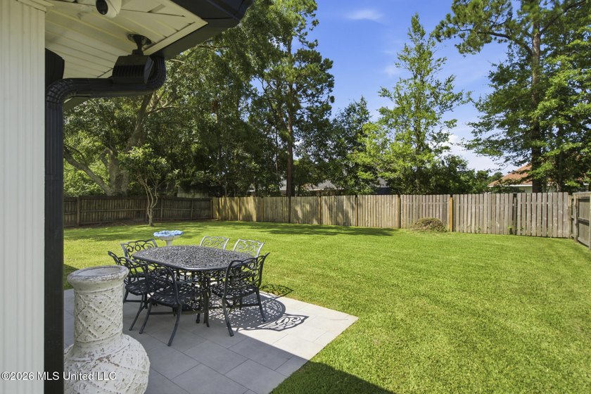 Welcome to 309 Woodcrest... a home in Long Beach so perfect that - photo 20