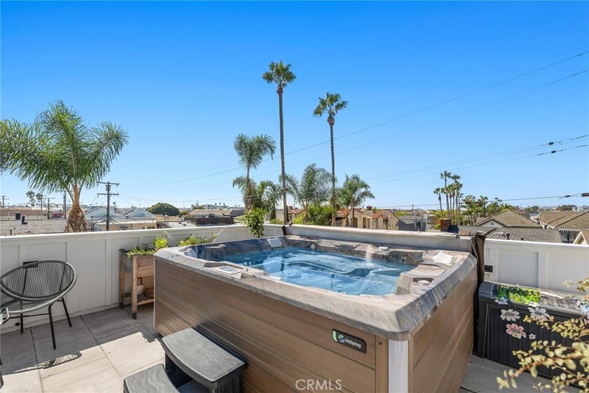 Indulge in luxurious coastal living with this fully furnished - photo 25