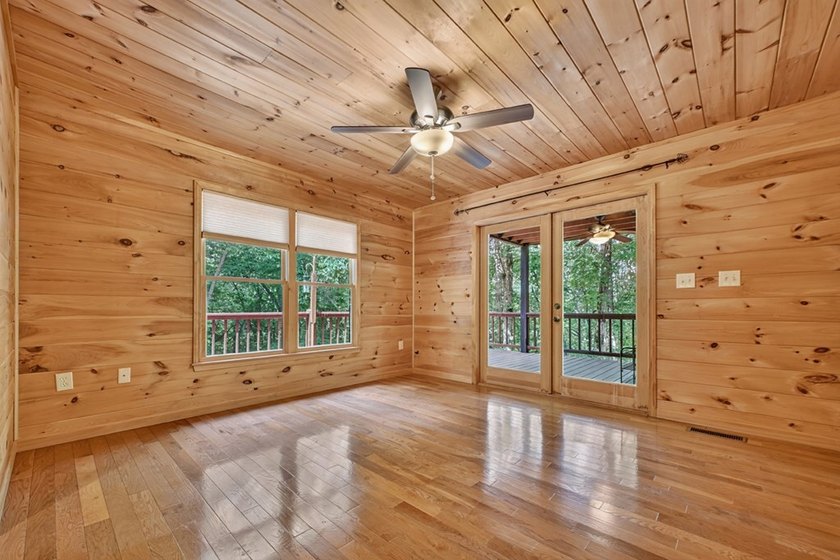 Welcome to your North Georgia mountain retreat! Tucked away on a - photo 18