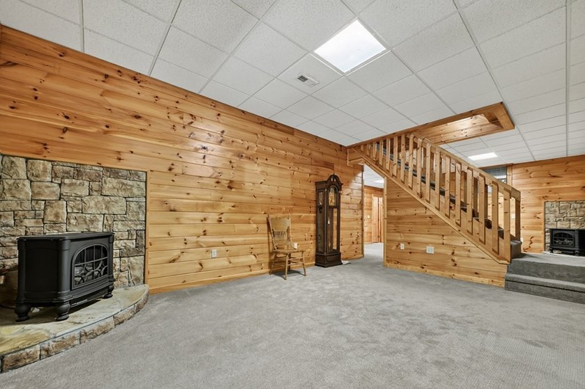 Welcome to your North Georgia mountain retreat! Tucked away on a - photo 27