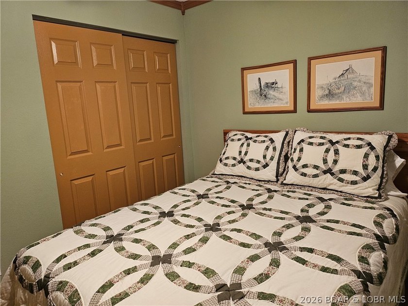 This lakefront homes has many pluses: one level living, attached - photo 38