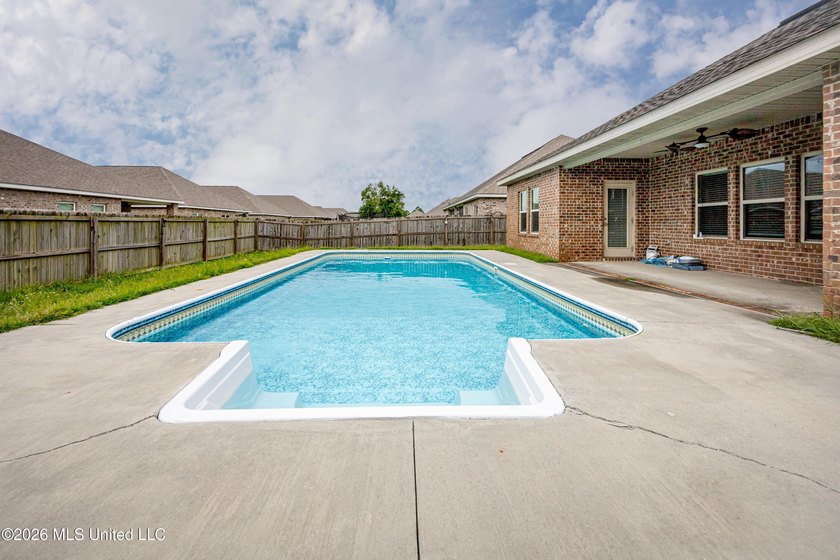 This Victoria model home is one of our floorplans offering - photo 49
