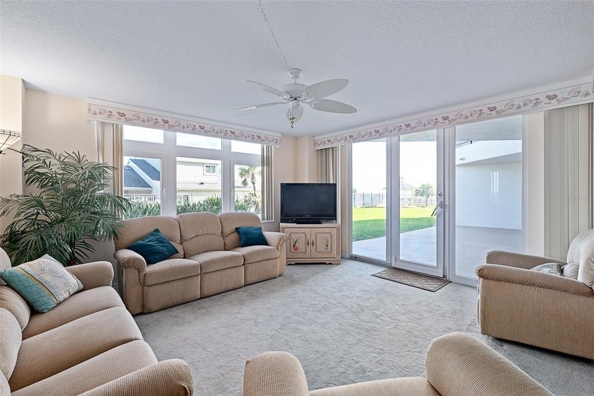 OWNER FINANCE OPPORTUNITY! Rare walk-out beach access at - photo 4