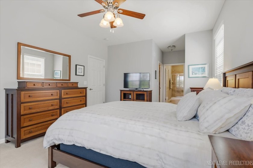 Enjoy carefree, low-maintenance living in this meticulously - photo 15