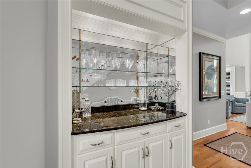 Welcome to this stunning, exquisitely decorated townhouse - photo 6