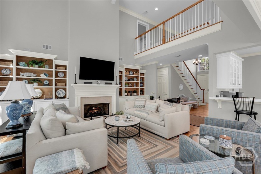 Welcome to this stunning, exquisitely decorated townhouse - photo 9