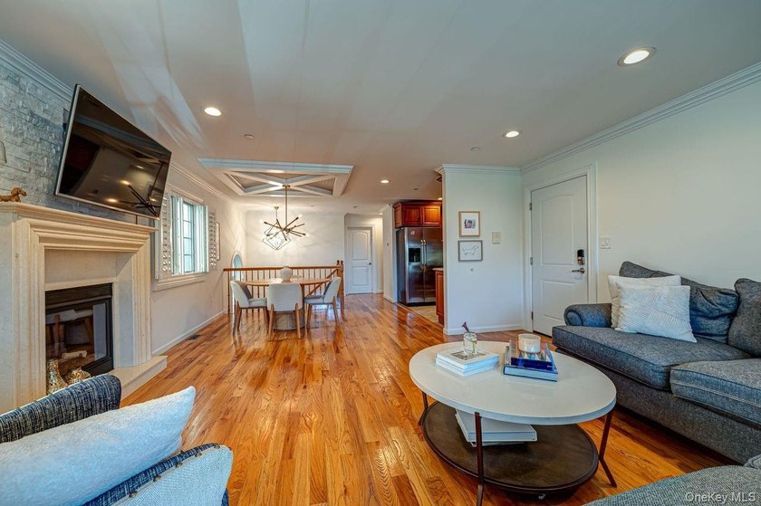 Welcome to your perfect seaside retreat in the heart of Long - photo 12