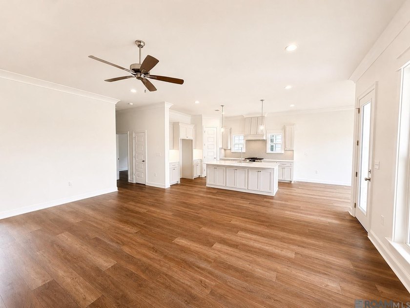 Stunning New Construction in Atwater Subdivision - Waterfront - photo 17