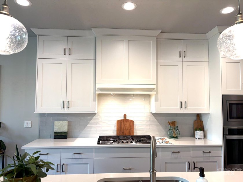 You must see this turnkey, single-level modern farmhouse! The - photo 17