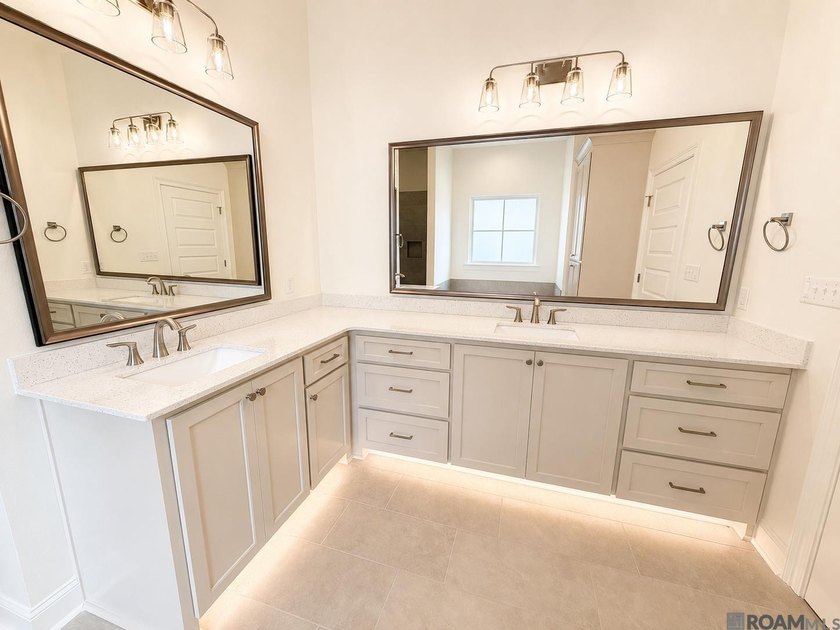 Stunning New Construction in Atwater Subdivision - Waterfront - photo 20