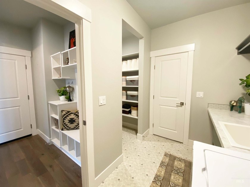 You must see this turnkey, single-level modern farmhouse! The - photo 20