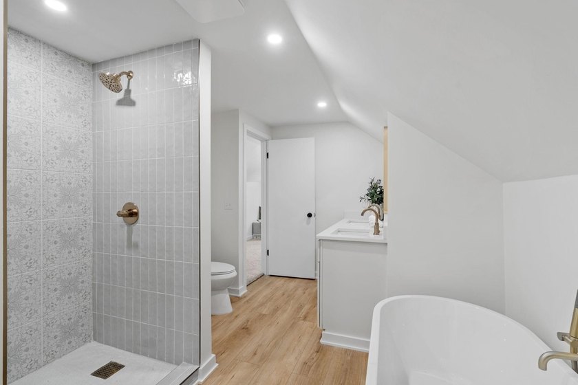 Welcome to this stunning Richfield home that has been completely - photo 30