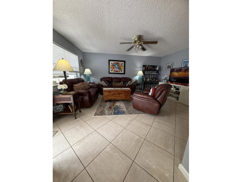 462 Normandy J - photo 3