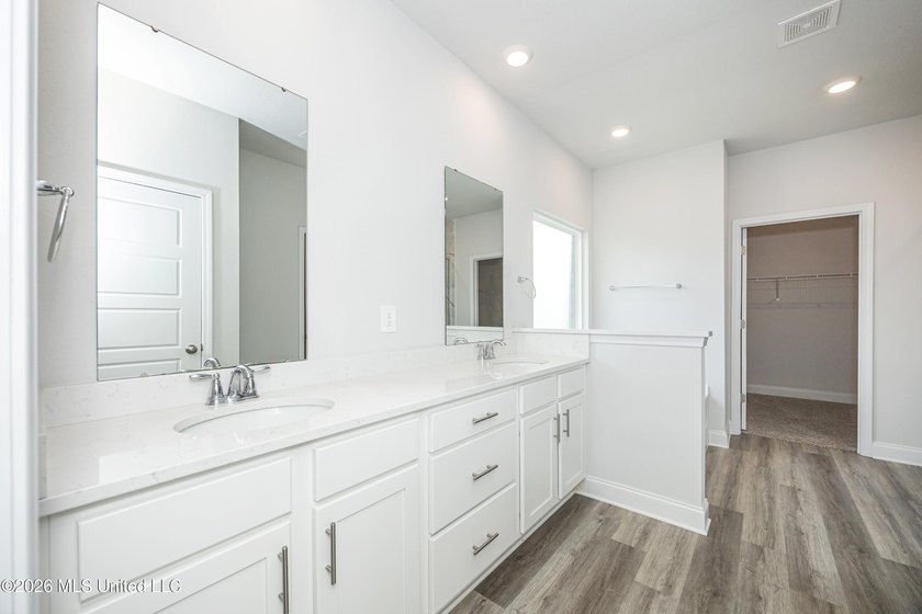 At over 3,000 square feet, the McKenzie boasts 5-bedrooms - photo 40