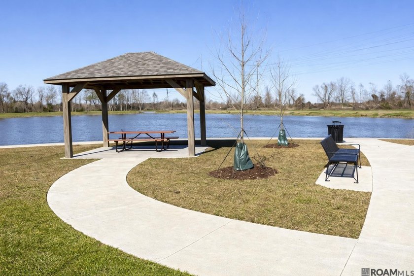 Stunning New Construction in Atwater Subdivision - Waterfront - photo 42