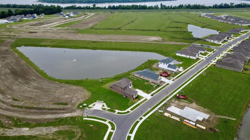 Stunning New Construction in Atwater Subdivision - Waterfront - photo 46