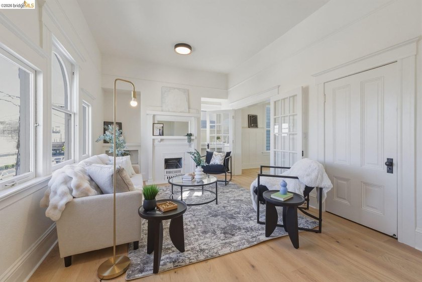 Welcome to 523 25th Street, a thoughtfully renovated Oakland - photo 7