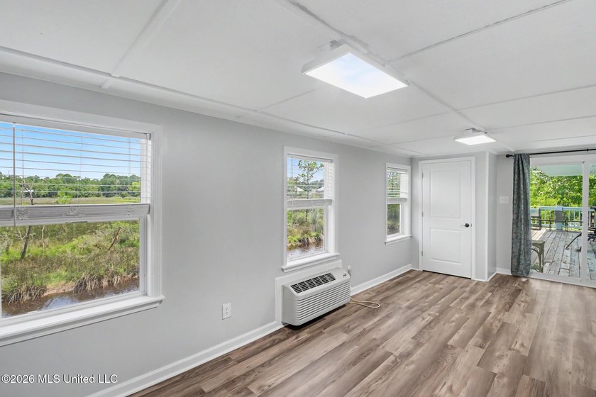 Welcome to waterfront living on the Mississippi Gulf Coast! This - photo 31