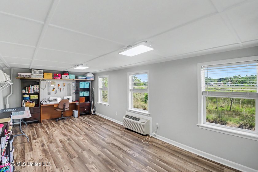 Welcome to waterfront living on the Mississippi Gulf Coast! This - photo 32