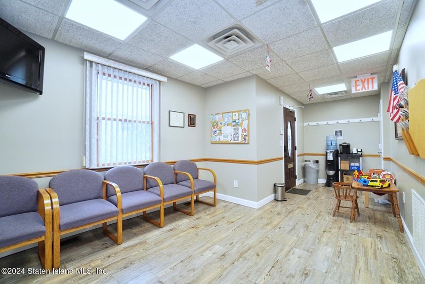 Welcome to 301 Slosson Ave, this is a great opportunity to own a - photo 33