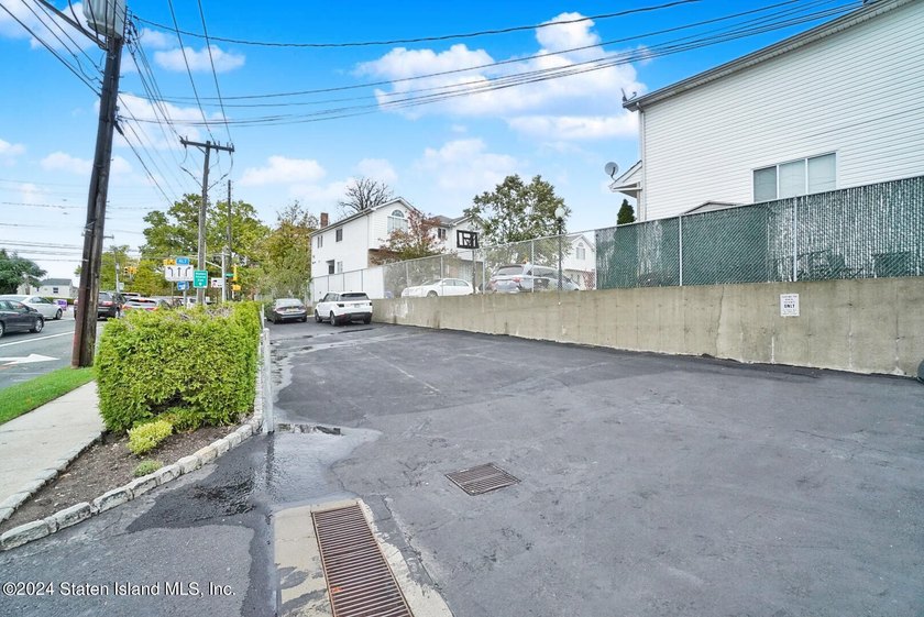 Welcome to 301 Slosson Ave, this is a great opportunity to own a - photo 37
