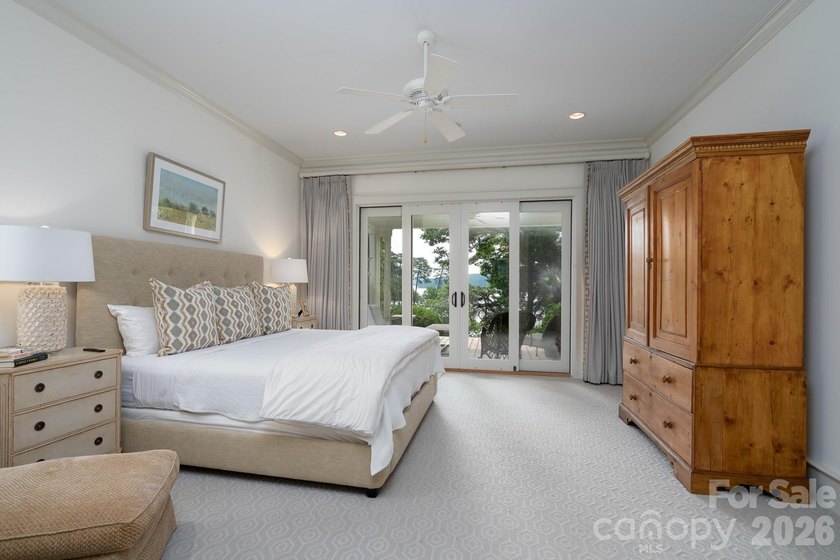 LUXURY LAKE RETREAT WITH PRIVATE PIER! Exhale as you pull onto - photo 19