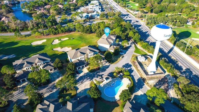 Beachside Sandestin living at its best! This walk-in level - photo 48