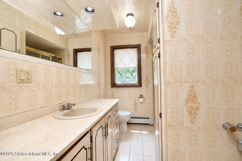Rare opportunity to unlock approximately 500,000 in potential - photo 46