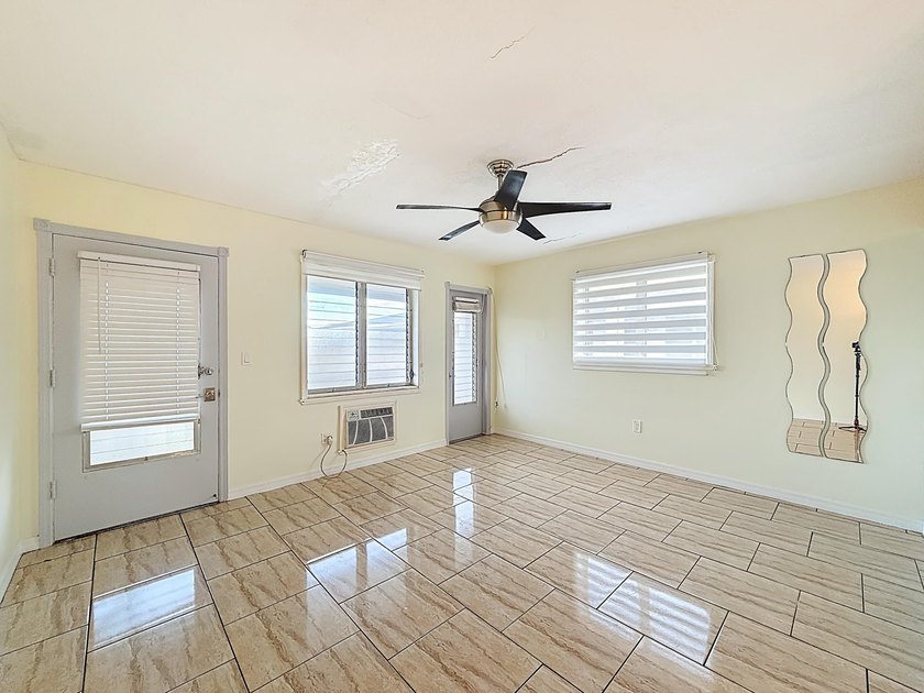 Bright Corner Unit in Golden Towers - 55+ Community. This - photo 22
