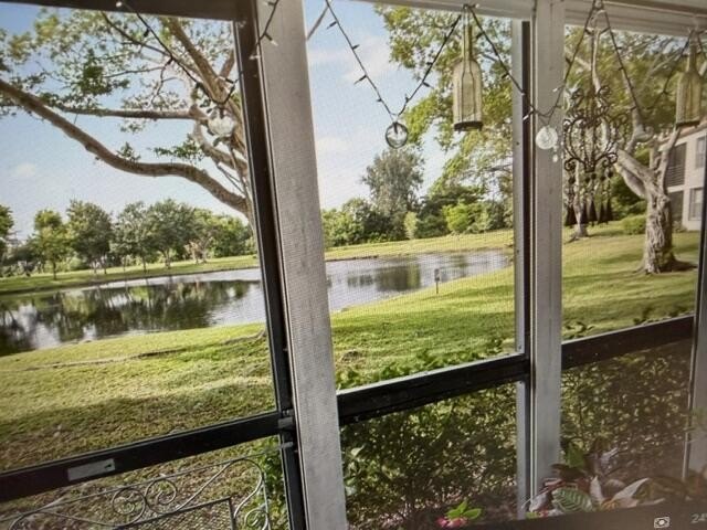 Ideal For Investors! tenants in place 1 Bedroom 1 Bathroom and a - photo 2